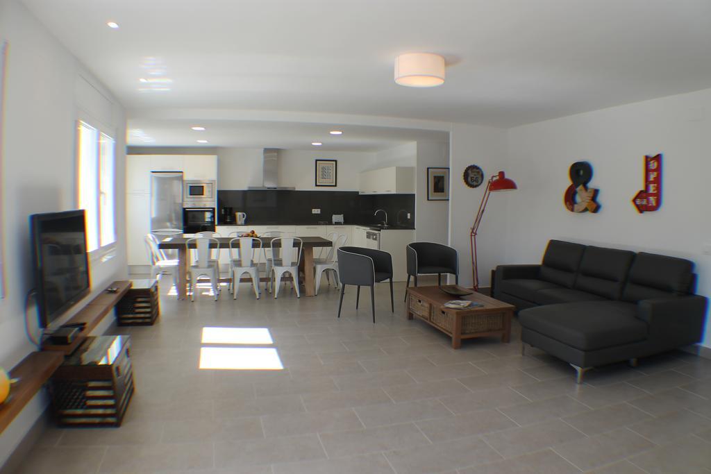 Agi Acacias Appartement Roses